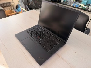 Lenovo ThinkPad X1 Extreme GEN4i